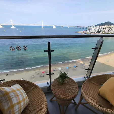 Ferienwohnung Gwangan-Ri Grand Terrace Ocean View